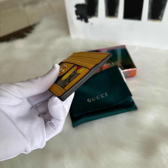 Auth Card Case - Picture 10 of 13